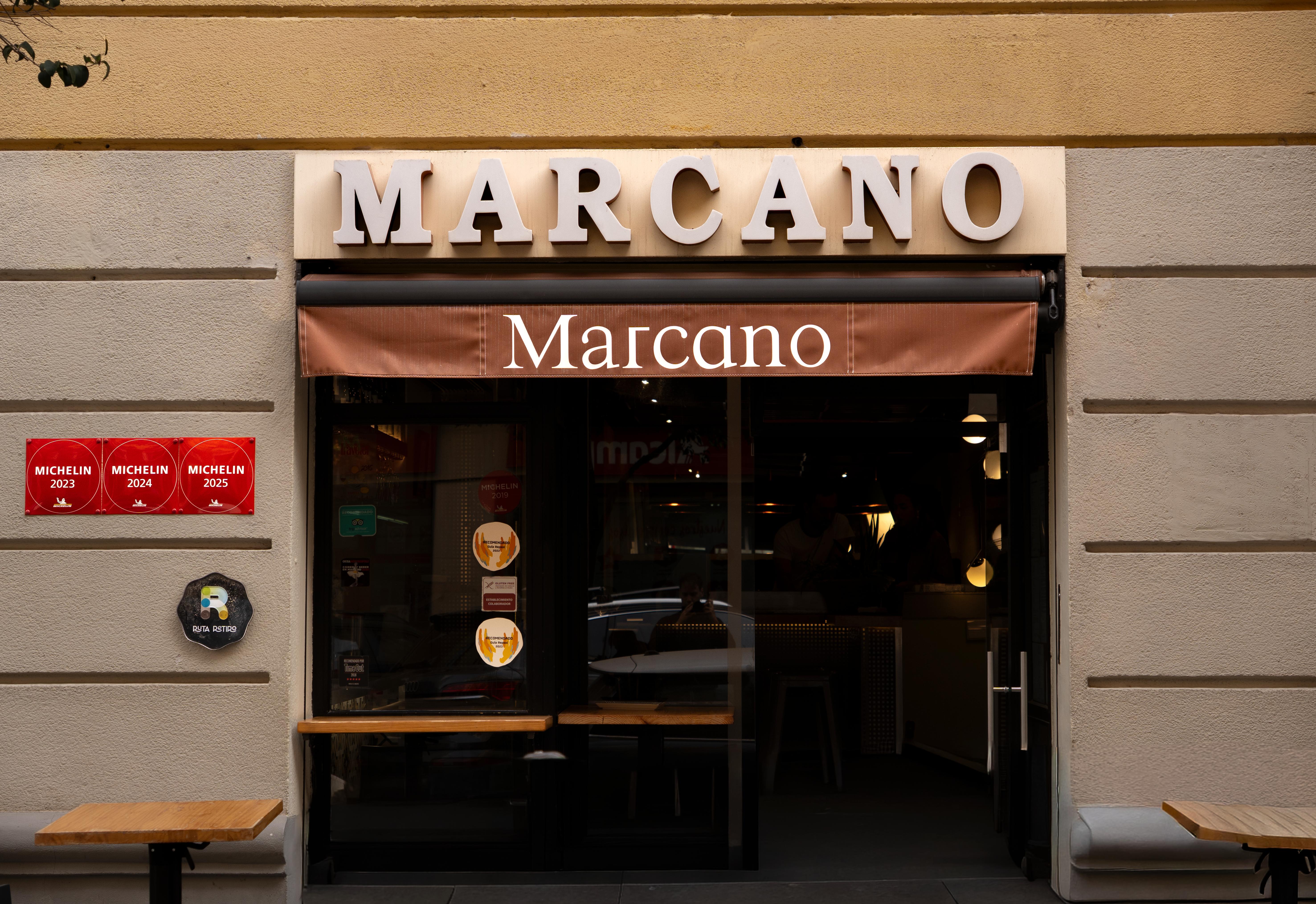 Restaurante en el Retiro: fachada de Marcano en Doctor Castelo